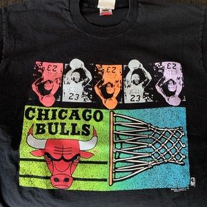 Michael Jordan/Bulls vintage tshirt. XL
